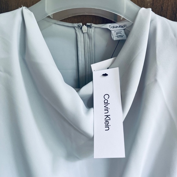Calvin Clein Basic Draped Boat Neck Top Light Blue Sleeveless - Picture 4 of 8